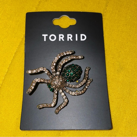 Torrid Halloween Bejeweled Spider Brooch NEW - Picture 3 of 4